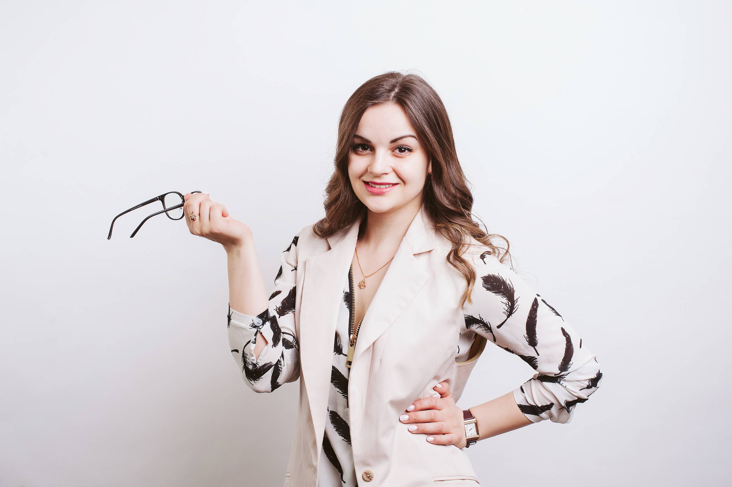 PRK vs LASIK: Differences, Pros, Cons and What to Expect Image